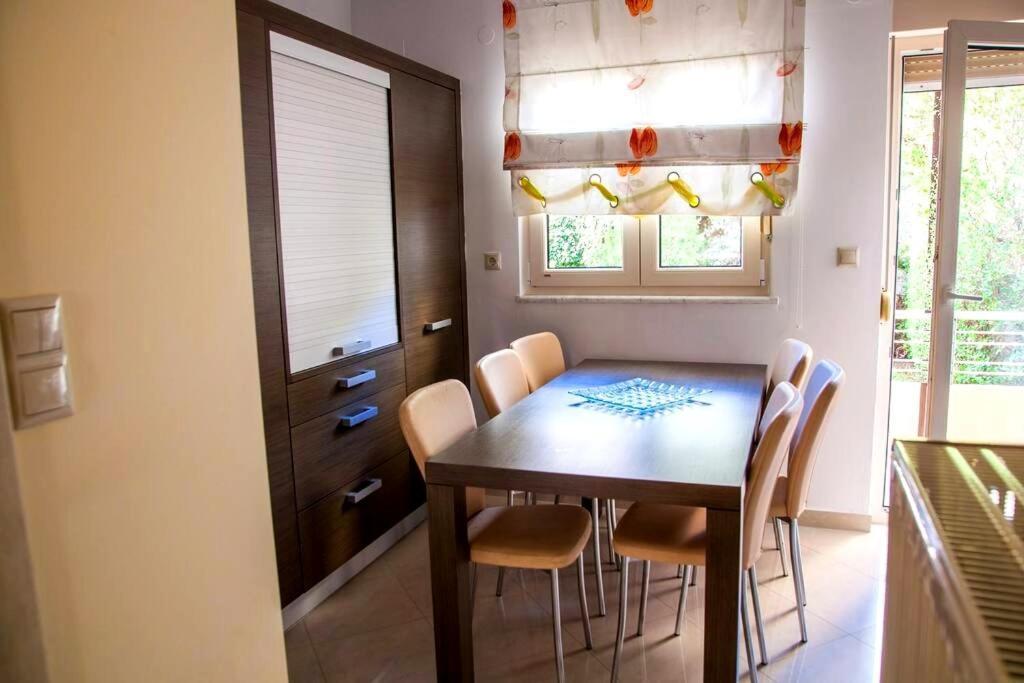 Вілла Luxurious West Side Maisonette In Alexandroupolis Екстер'єр фото
